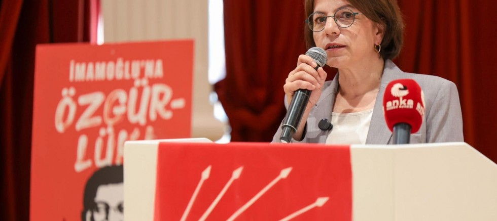 BAŞKAN ESİN KÖYMEN: “AFETLERE DİRENÇLİ BİR İSTANBUL İÇİN, BİLİMSEL VERİLER IŞIĞINDA ÇÖZÜM ÖNERLERİNİ DEĞERLENDİRDİK!”