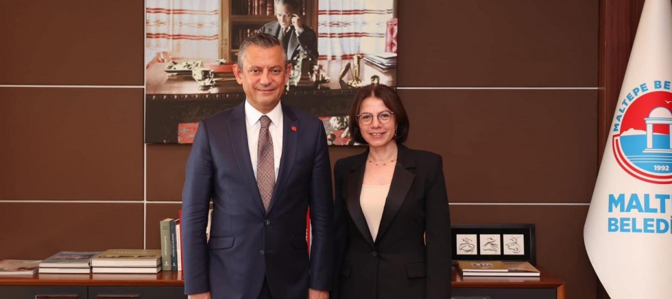 BAŞKAN ESİN KÖYMEN’DEN CHP GENEL BAŞKANI ÖZGÜR ÖZEL’E YAPILAN SALDIRIYA SERT TEPKİ