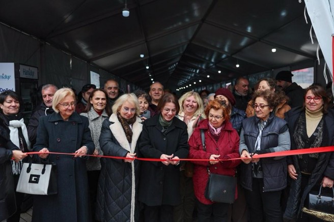 BAŞKAN ESİN KÖYMEN: “KADIN EMEĞİYLE ÜRETİLEN HER PARÇADA EMEK, DAYANIŞMA VE UMUT VAR!” 