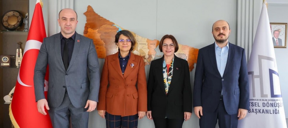 BAŞKAN ESİN KÖYMEN, KENTSEL DÖNÜŞÜM İÇİN İLGİLİ KURUMLARIN YÖNETİCİLERİYLE BİR ARAYA GELDİ 
