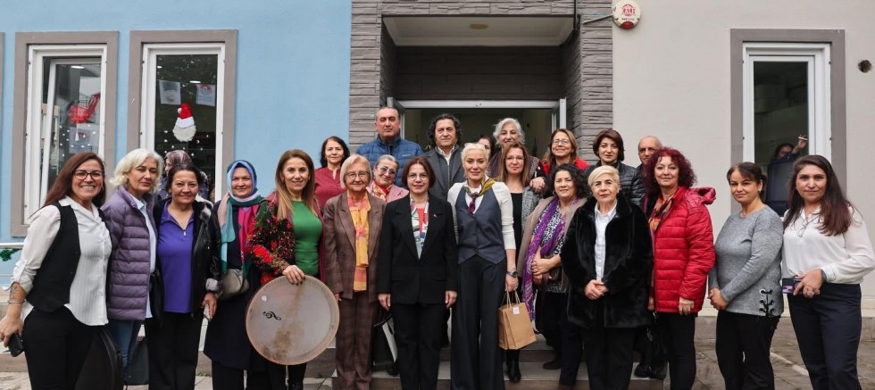 BAŞKAN ESİN KÖYMEN, ÜRETEN ENGELLİLER MERKEZİ’NDEKİ YILBAŞI KUTLAMASINA KATILDI 