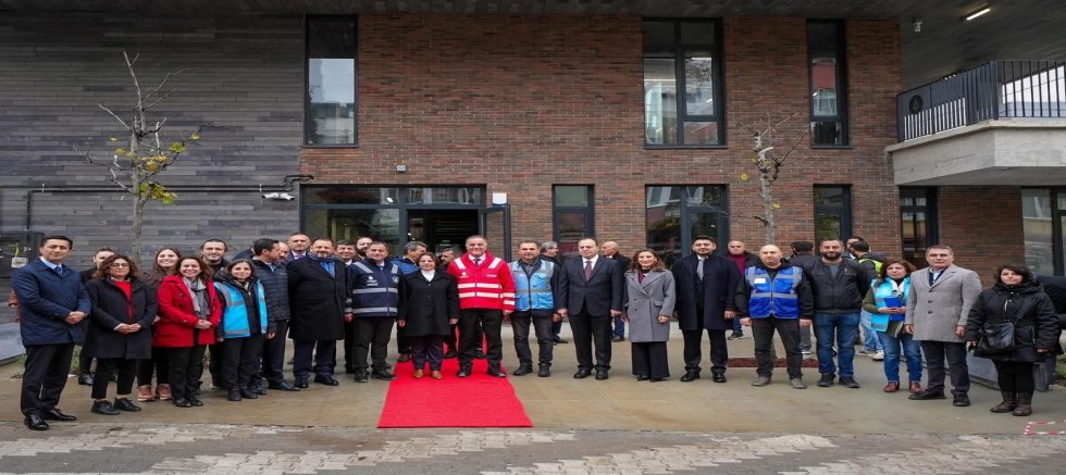BAŞKAN ESİN KÖYMEN VE NURİ ASLAN, İBB’NİN MALTEPE’DEKİ ÇALIŞMALARINI İNCELEDİ 