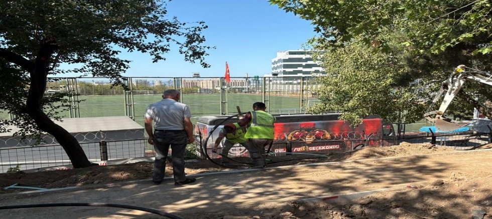 MALTEPE’NİN PARKLARI YENİLENİYOR 