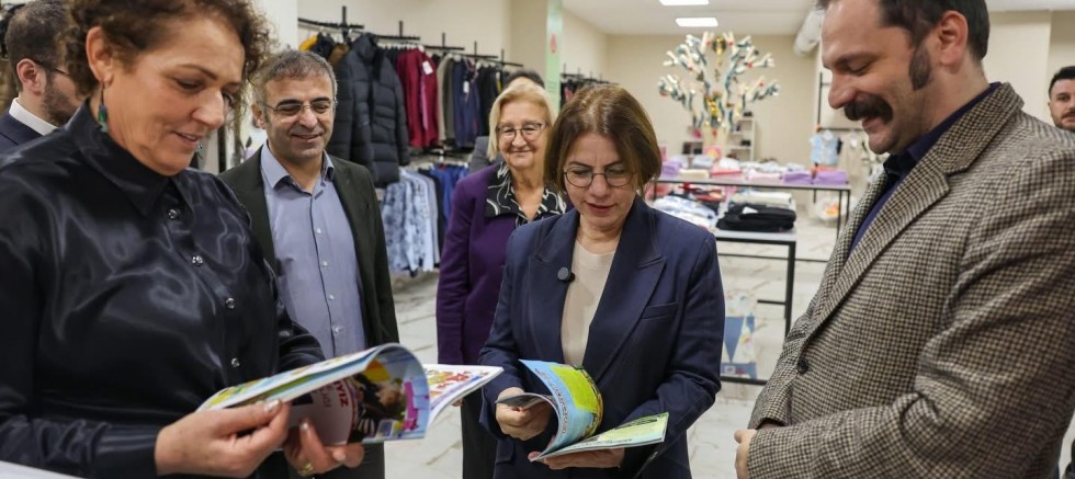 MALTEPE’DE SOSYAL BELEDİYECİLİK ÖRNEĞİ: “AÇIK DOLAP” YENİLENDİ 