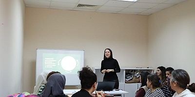 “AİLE OKULU VE KADIN SAĞLIĞI EĞİTİMLERİ” DEVAM EDİYOR 