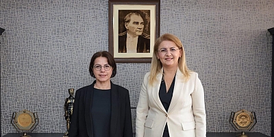 AYŞEGÜL OVALIOĞLU’NDAN BAŞKAN ESİN KÖYMEN’E ZİYARET 