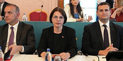 BAŞKAN ESİN KÖYMEN, ‘İSTANBUL DEPREM DÖNÜŞÜMÜ DEĞERLENDİRME TOPLANTISI’NA KATILDI 