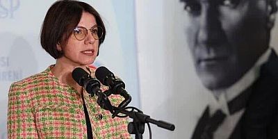BAŞKAN ESİN KÖYMEN: “KADINLARIN SEÇME VE SEÇİLME HAKKINI KAZANDIRAN, GAZİ MUSTAFA KEMAL ATATÜRK’Ü SAYGI VE MİNNETLE ANIYORUM”