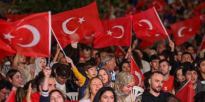 BAŞKAN ESİN KÖYMEN: “TEŞEKKÜRLER 12 DEV ADAM.”