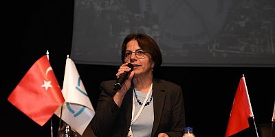 BAŞKAN ESİN KÖYMEN, “YEREL DEMOKRASİ PANELİ”NDE KONUŞTU 