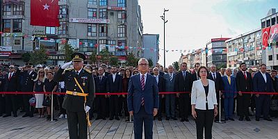 Maltepe’de 30 Ağustos Zafer Bayramı Çelenk Sunma Töreni Yapıldı